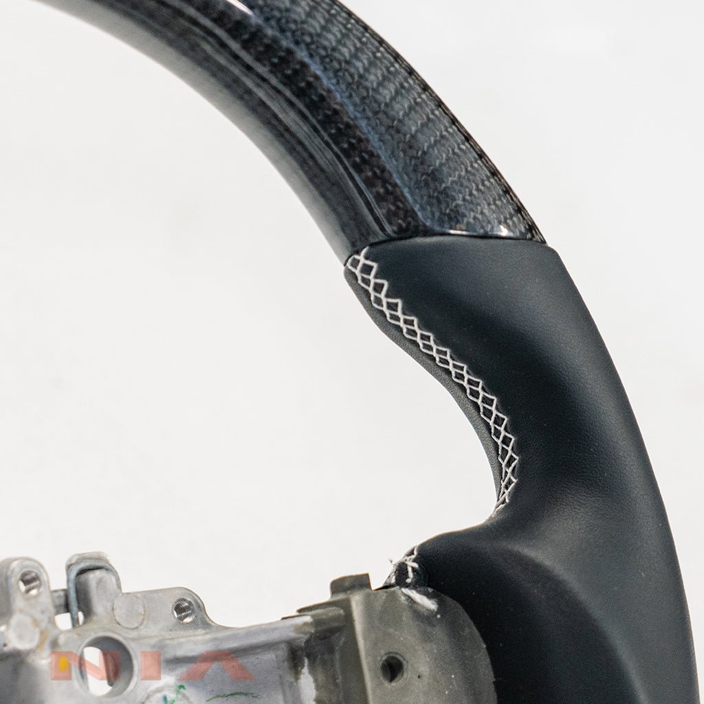 Lexus RC-F 2020-2024 Carbon Fiber Steering Wheel - Image 6