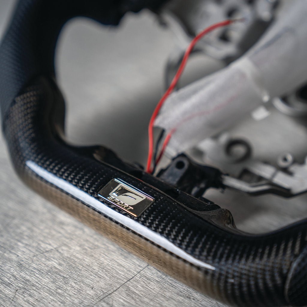 Lexus IS 2006-2013 Carbon Fiber Steering Wheel With Inserts - Image 3